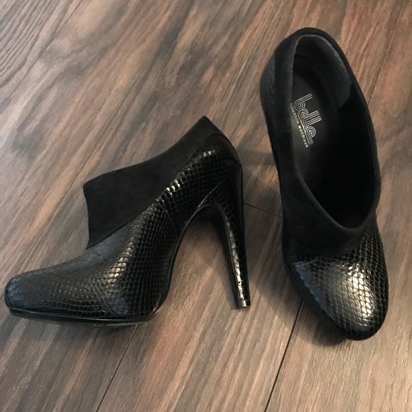 Sigerson Morrison Shoes - 🎉Belle by Sigerson Morrison Black Leather Booties